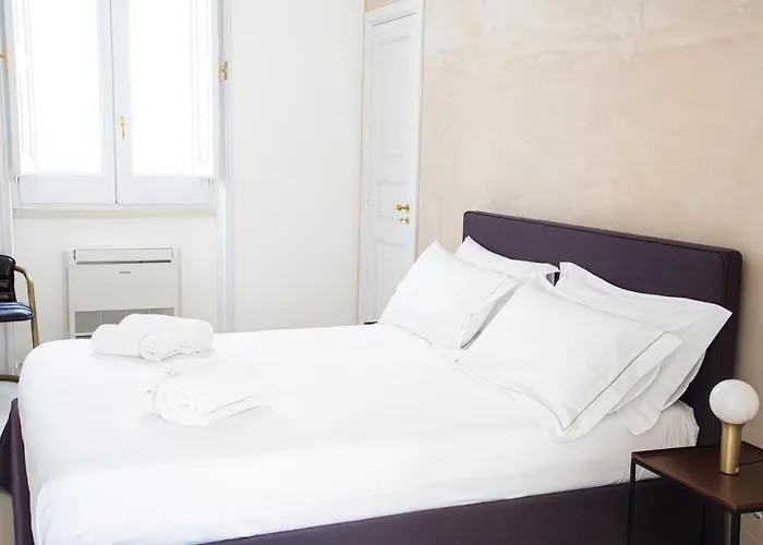 Oda ve Kahvaltı Palazzo Garibaldi - Luxury Galatina